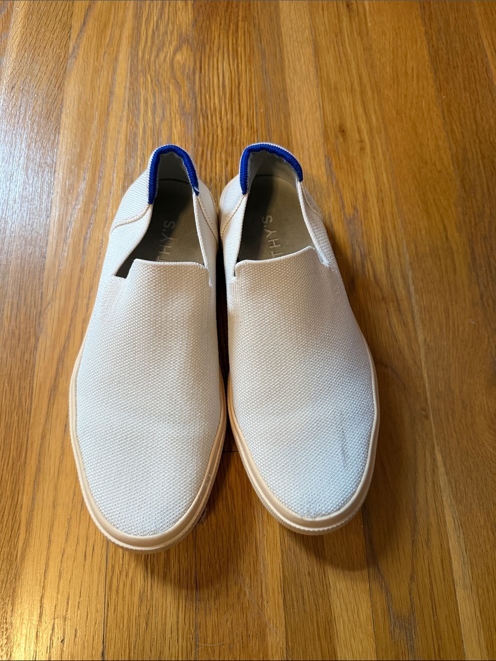 Rothy’s 8.5 W slip on sneakers - very light pink